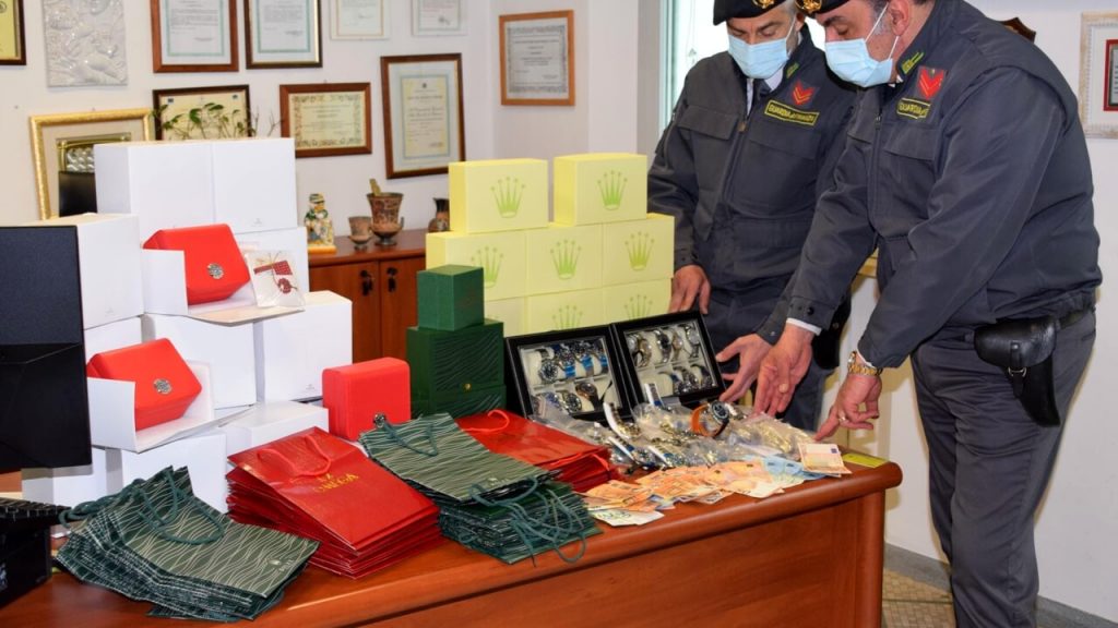 Guardia di finanza scaled